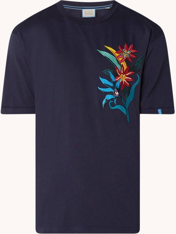 Scotch & Soda Relaxed fit T shirt van biologisch materiaal met bloemenborduursel