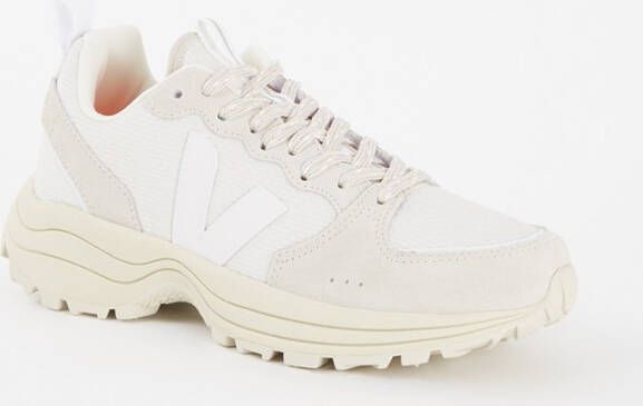 Veja Venturi sneaker met suè, de details