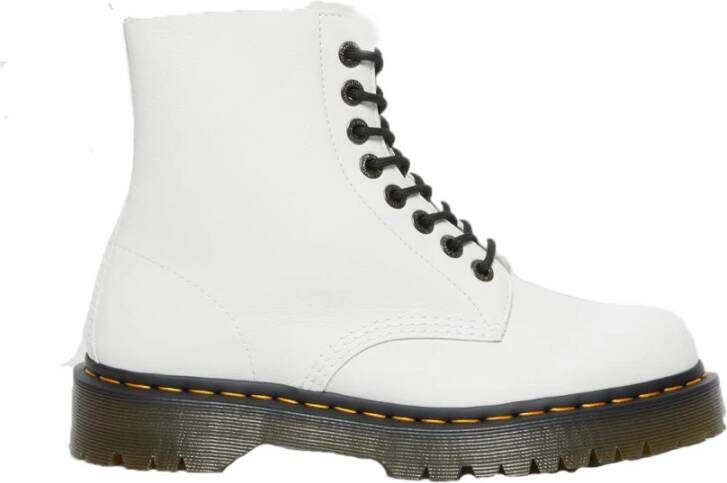 Dr Martens Dr. Martens Laarzen Wit Dames