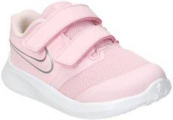 roze nikes