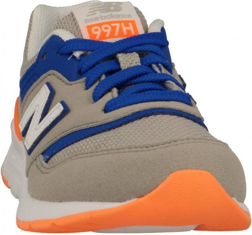 New Balance Sneakers