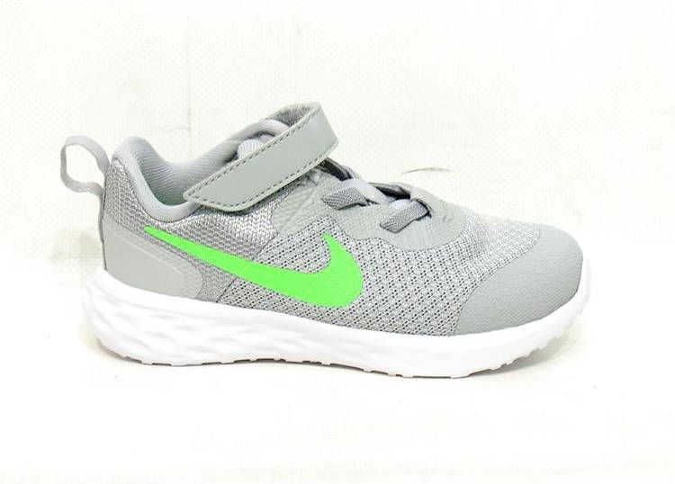 Nike Revolution 6 Schoenen voor baby's/peuters Grijs